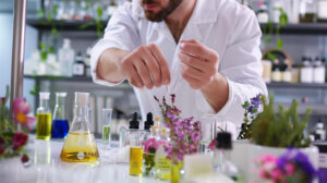 Comment devenir parfumeur : le guide clair pour maîtriser un art d’exception